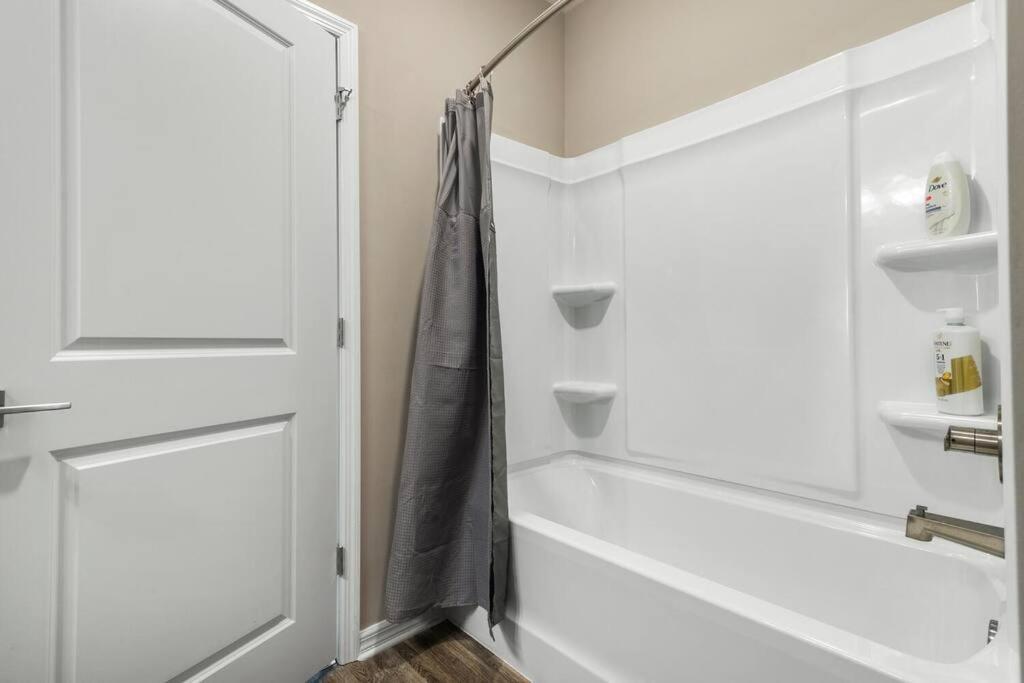 Elegant 2 Bed/2 Bath Apartment In Melbourne Fl 外观 照片