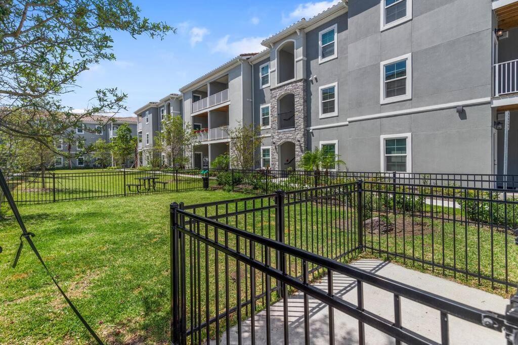 Elegant 2 Bed/2 Bath Apartment In Melbourne Fl 外观 照片